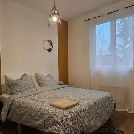 2 maisons réunies de plain-pied 6 chambres hypercentre et à 300 m de la plage Accueil humain Villa Royan