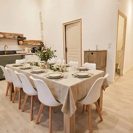 2 Maisons Réunies De Plain-pied 6 Hypercentre Et à 300 M De La Accueil Humain