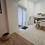 2 Maisons Reunies De Plain-pied 6 Hypercentre Et A 300 M De La Accueil Humain
