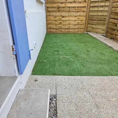Villa 2 Maisons Reunies De Plain-pied 6 Hypercentre Et A 300 M De La Accueil Humain Royan