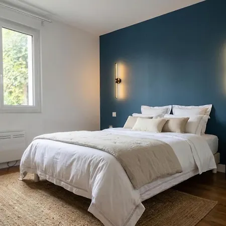 Villa 2 Maisons Reunies De Plain-pied 6 Hypercentre Et A 300 M De La Accueil Humain Royan