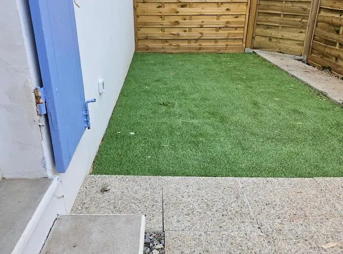 Villa 2 Maisons Reunies De Plain-pied 6 Hypercentre Et A 300 M De La Accueil Humain Royan